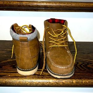 CAT & JACK Boys Boots